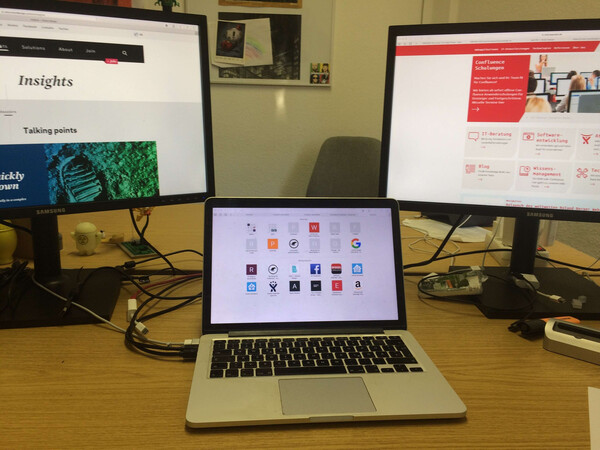 auch schwach: mehr als zwei ex&shy;ter&shy;ne mo&shy;ni&shy;to&shy;re schafft der mac nicht.