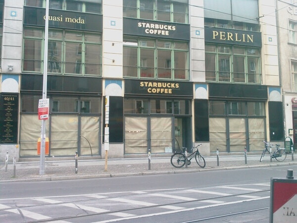 starbucks am hackeschen markt hat geschlossen