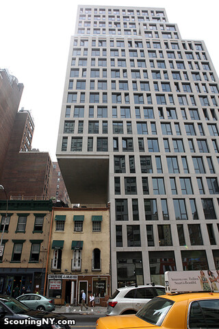 foto von scoutingny von der 160 east 22nd street