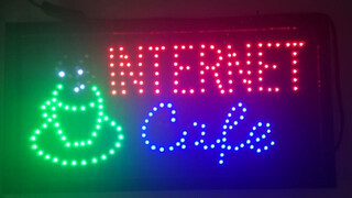 internet café