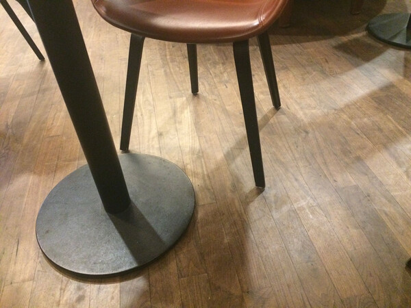 (bei ein&shy;stein kaf&shy;fee)