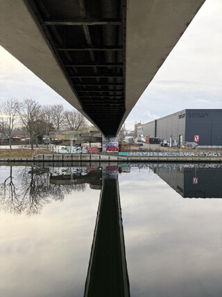 goerdeler steg fussg&auml;ngerbr&uuml;cke von unten