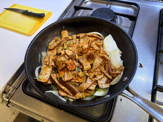 &bdquo;d&ouml;ner&ldquo;-mischung in der pfanne