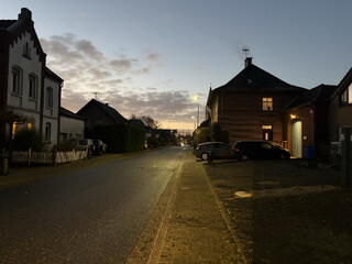blick auf den tichelkamp 19, mein elternhaus, kurz vor sonnenaufgang