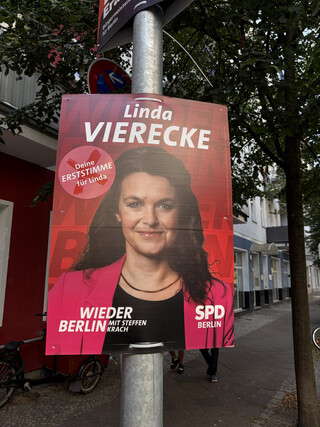 plakat der SPD-kandidatin linda vierecke f&uuml;r die abgeordnetenhauswahl in berlin