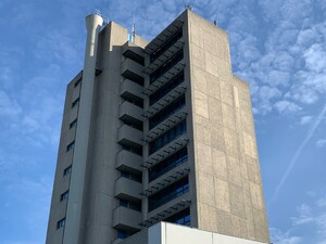 blick auf das „haus grashof“ der BHT (berliner hochschule für technik)