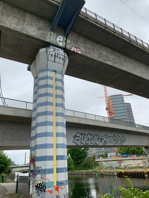 fragen die mir beim morgenspaziergang vom 19.5.2025 einfielen