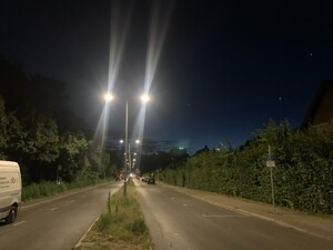 blick entlang der transvaalstrasse und den nachthimmel