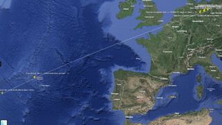 screenshot einer kartenprojektion verschiedener erdgeschichtlicher ereignisse. man sieht europa und den atlantik, die entstehung der erten einzeller liegt bei den azoren, 1000 km entfernt schon die entstehung der erde. (die abstände sind wegen der kartenprojektion etwas verzerrt)