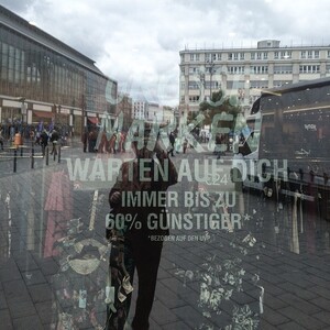 Photo by felix schwenzel in Alexanderplatz. Keine Fotobeschreibung verfügbar..