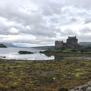 Photo by felix schwenzel in Eilean Donan Castle. Keine Fotobeschreibung verfügbar..