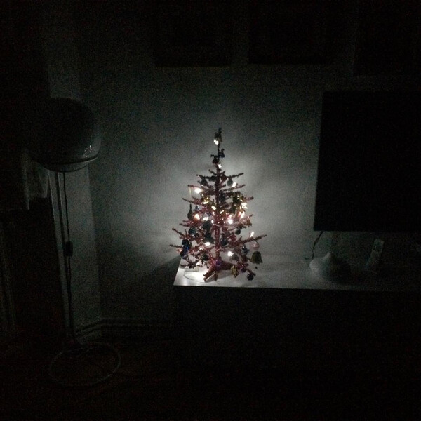 weih&shy;nachts&shy;baum&shy;si&shy;tua&shy;ti&shy;on