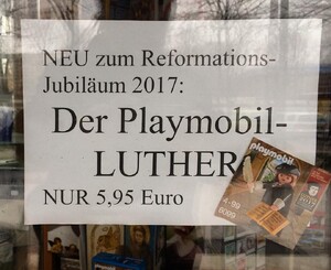 Photo by felix schwenzel in Nikolaiviertel. Keine Fotobeschreibung verfügbar..