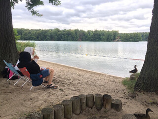 Photo by felix schwenzel in Liepnitzsee with @katia__kelm. Keine Fotobeschreibung verfügbar..