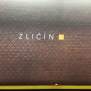 Photo by felix schwenzel in METROPOLE ZLIČÍN. Keine Fotobeschreibung verfügbar..