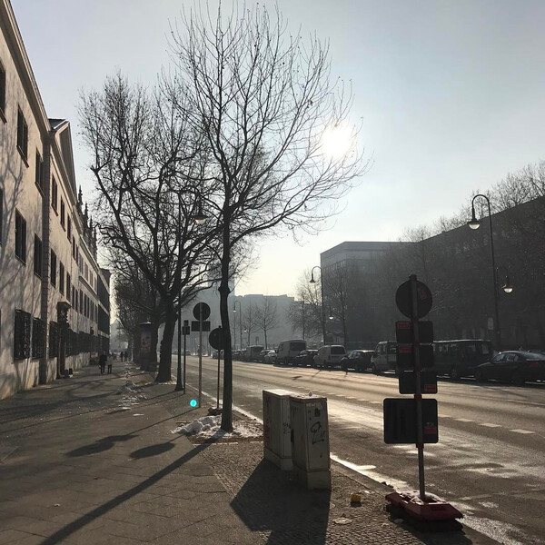 fr&uuml;h&shy;ling is co&shy;ming