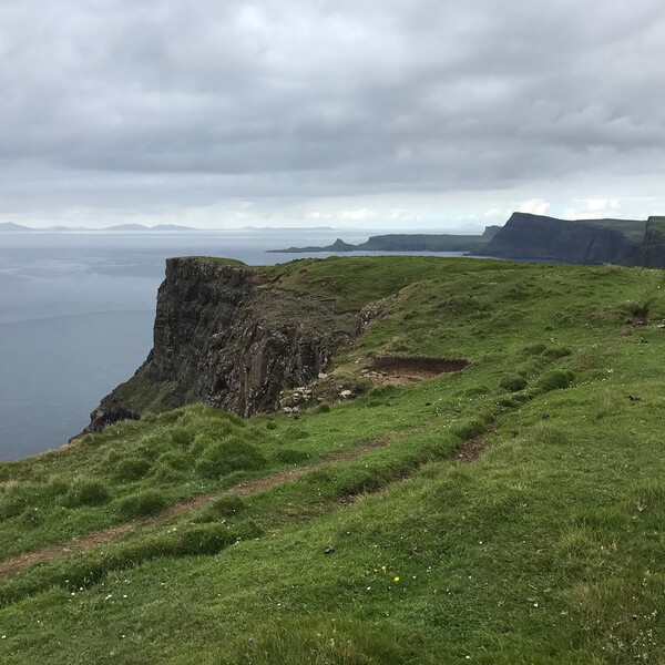 ich has&shy;se es an hun&shy;der&shy;ten me&shy;ter ho&shy;hen cliffs lang&shy;zu&shy;lau&shy;fen. war trotz&shy;dem sch&ouml;n &mdash; als es vor&shy;bei war &hellip;