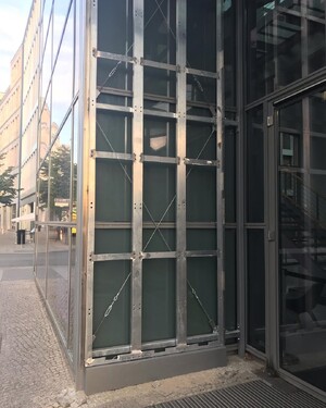Photo by felix schwenzel in Telekom Hauptstadtrepräsentanz. Keine Fotobeschreibung verfügbar..