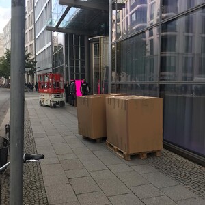 Photo by felix schwenzel in Telekom Hauptstadtrepräsentanz. Keine Fotobeschreibung verfügbar..