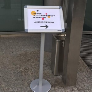 Photo by felix schwenzel in Telekom Hauptstadtrepräsentanz. Keine Fotobeschreibung verfügbar..