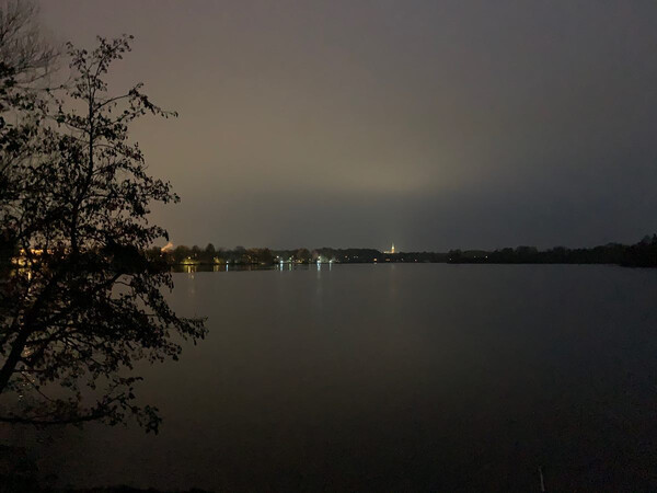 um sie­ben am lago la­prel­lo in heins­berg