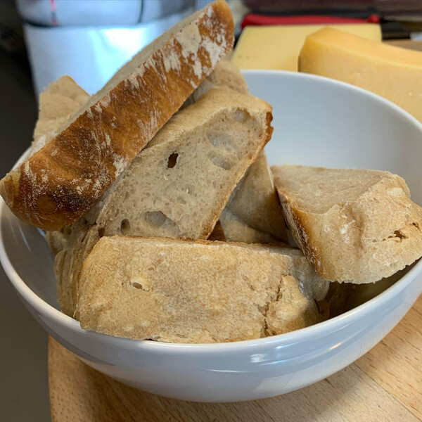 em­mer-din­kel wur­zeln, sehr wat­tig-saf­tig le­cker, zum os­ter­früh­stück.