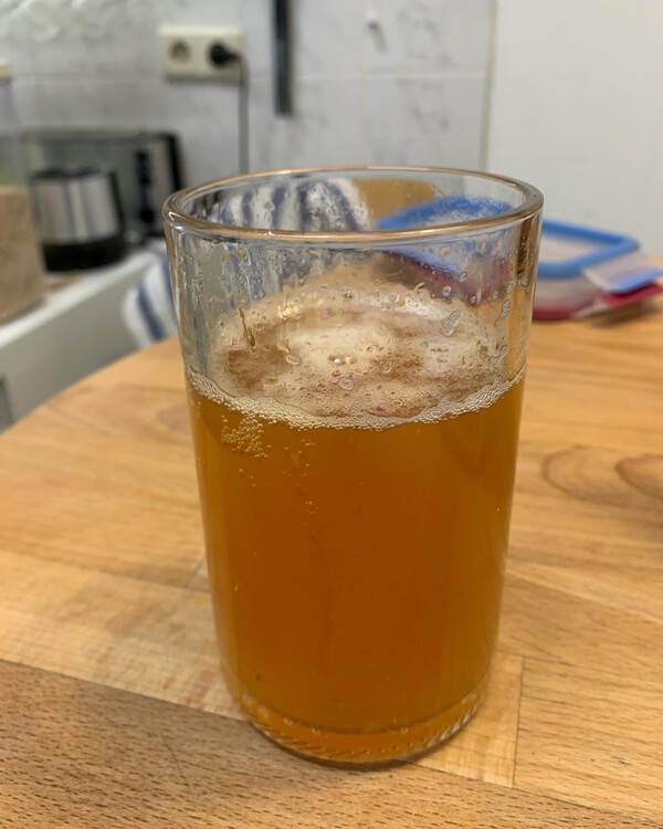 al&shy;lei&shy;ne we&shy;gen der ver&shy;r&uuml;ck&shy;ten car&shy;bo&shy;ni&shy;sie&shy;rung der zwei&shy;ten g&auml;&shy;rung lohnt es sich kom&shy;bu&shy;cha selbst zu brau&shy;en. &hellip;
