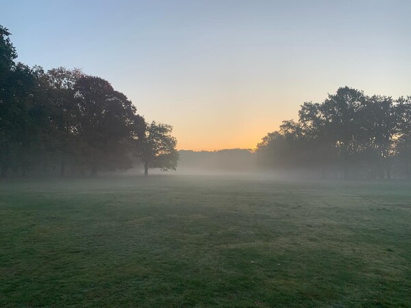 mor­gens früh raus, al­les schön.