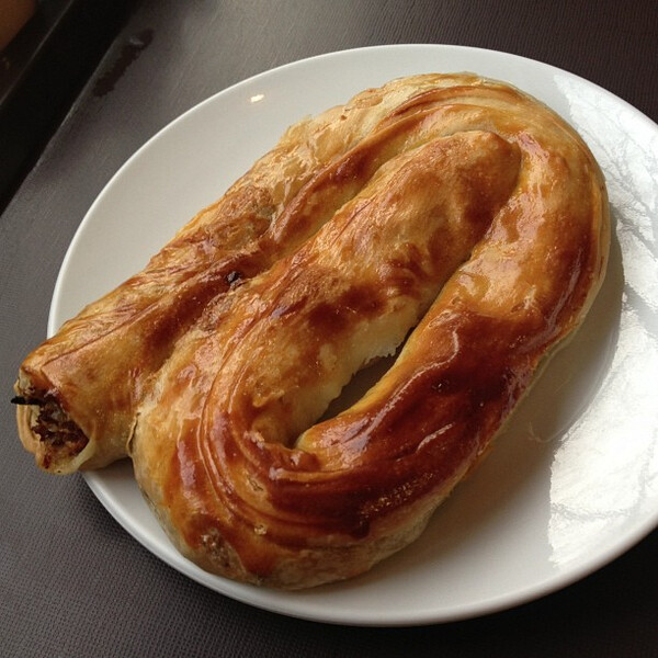 fr&uuml;h&shy;st&uuml;ck