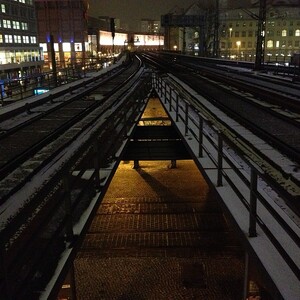 Photo by felix schwenzel in S+U-Bahnhof Alexanderplatz. Keine Fotobeschreibung verfügbar..
