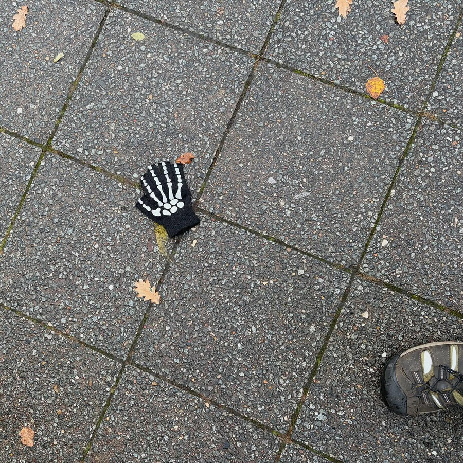 2025-11-14_11-26-23_UTC_1