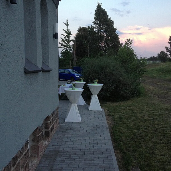 drin&shy;nen gib&shy;t's b&uuml;f&shy;fet