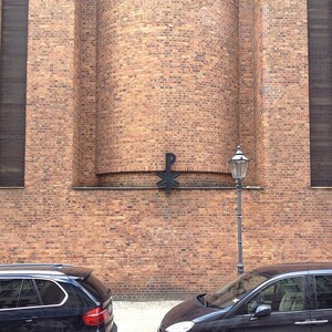 Photo by felix schwenzel in St.-Adalbert-Kirche (Berlin). Keine Fotobeschreibung verfügbar..