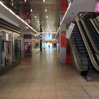 Photo by felix schwenzel in Fußgängerzone Gorkistraße. Keine Fotobeschreibung verfügbar..
