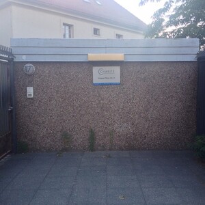 Photo by felix schwenzel in Charité Campus Virchow-Klinikum (CVK). Keine Fotobeschreibung verfügbar..