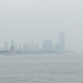 Photo by felix schwenzel in Staten Island Ferry Boat. Keine Fotobeschreibung verfügbar..