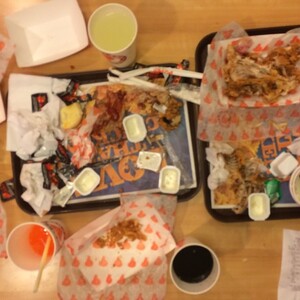 Photo by felix schwenzel in Popeyes® Louisiana Kitchen. Keine Fotobeschreibung verfügbar..