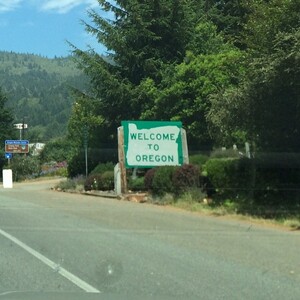 Photo by felix schwenzel in Oregon - California State Line. Keine Fotobeschreibung verfügbar..