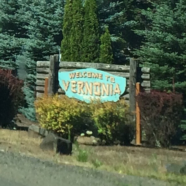 wel&shy;co&shy;me to ver&shy;no&shy;nia