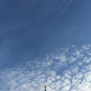 Photo by felix schwenzel in Gendarmenmarkt. Keine Fotobeschreibung verfügbar..