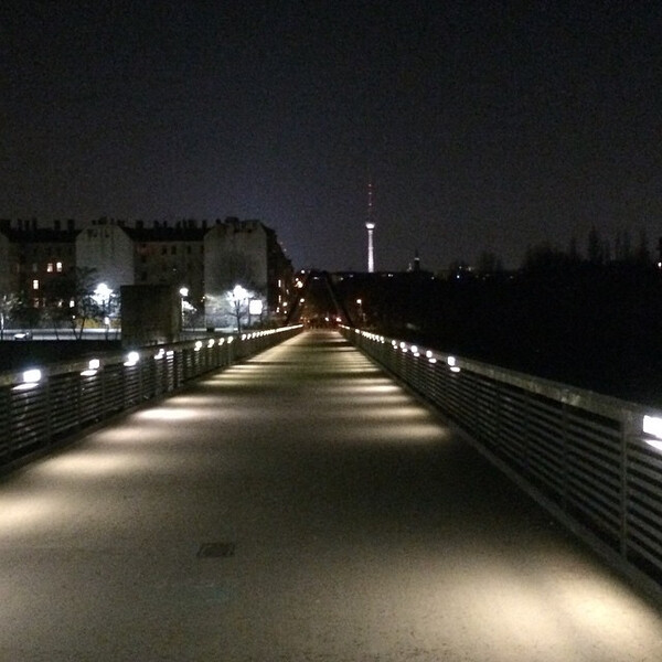 fern&shy;seh&shy;turm