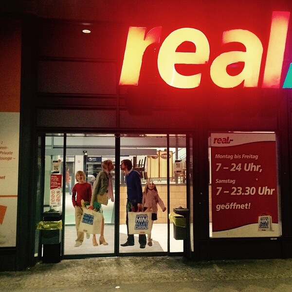ein&shy;mal hin. al&shy;les drin. #real #la&shy;ter&shy;gram