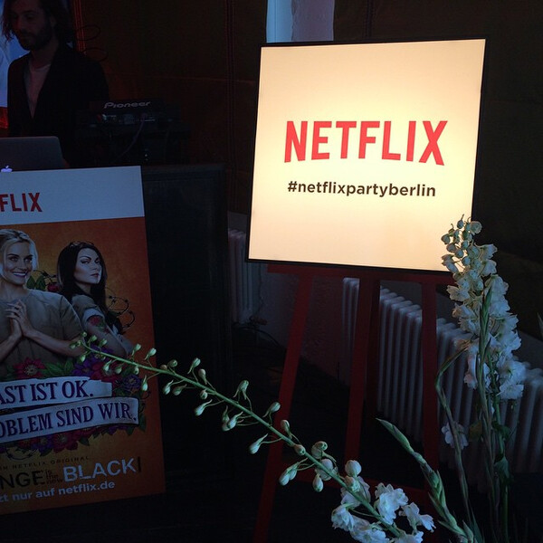 ach so ist der #hash&shy;tag (oder das?) #net&shy;flix&shy;ber&shy;lin&shy;par&shy;ty #net&shy;flix&shy;par&shy;ty&shy;ber&shy;lin #hash&shy;tag&shy;kon&shy;fu&shy;si&shy;on